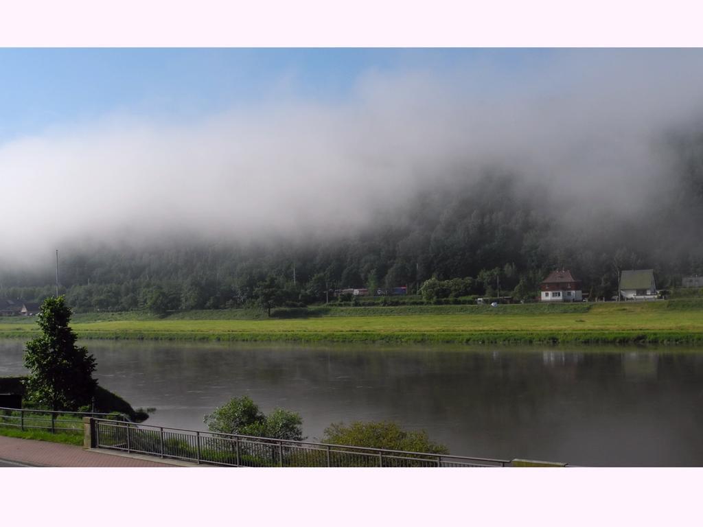 Pension Schwarz Бад-Шандау Экстерьер фото
